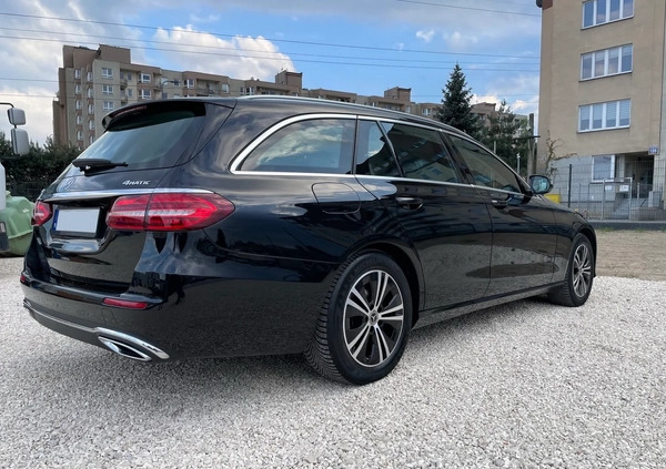 Mercedes-Benz Klasa E cena 159000 przebieg: 73988, rok produkcji 2020 z Piaseczno małe 352